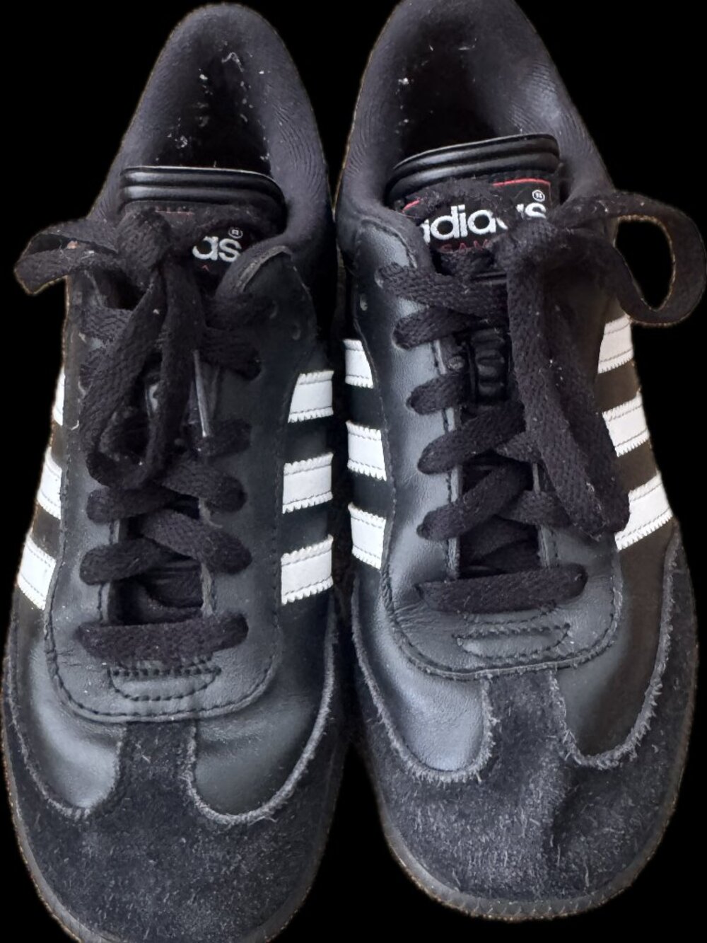 ADIDAS BLACK SAMBAS SIZE 6